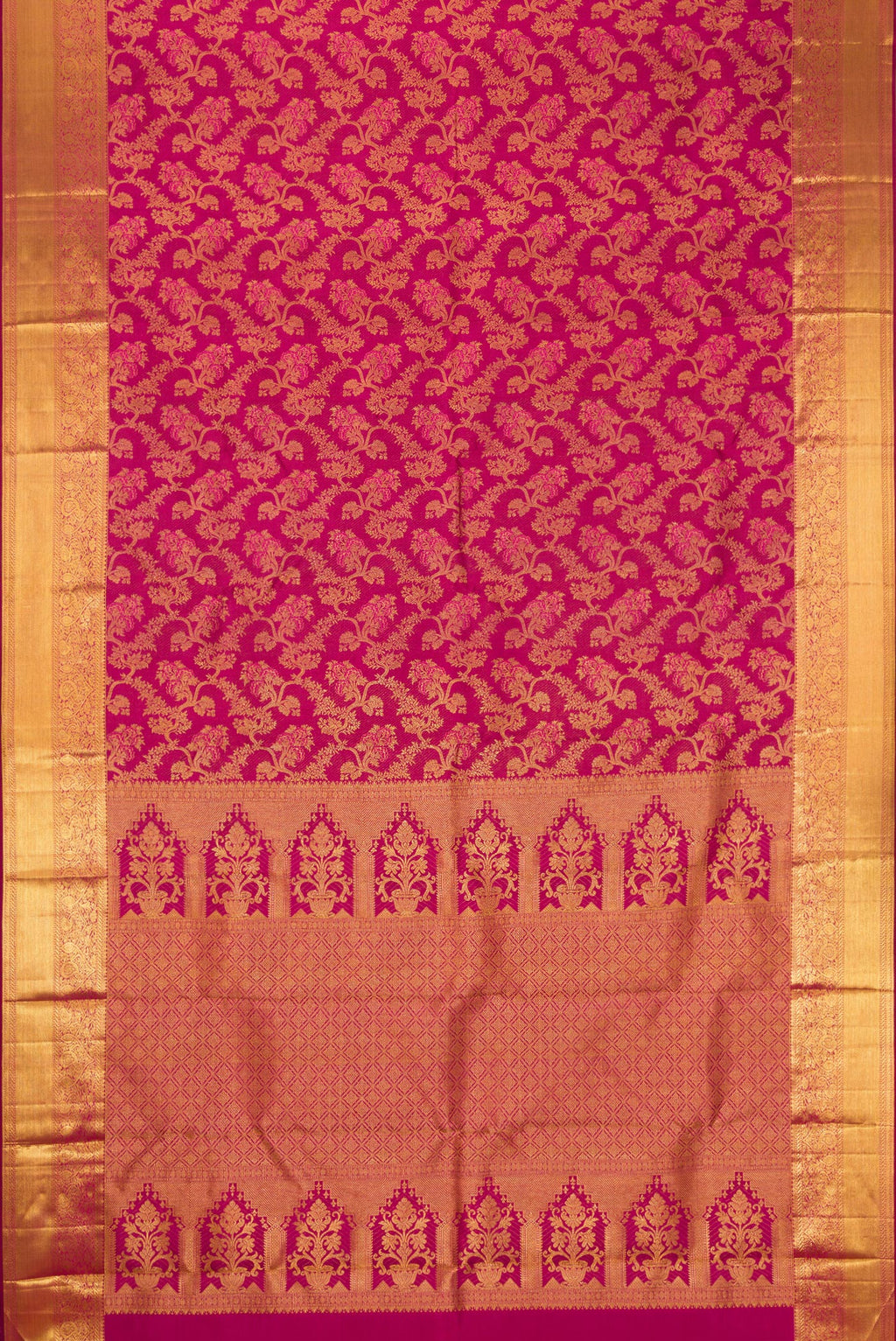 Flat view of Dark Mauve Dual Tone Kanjivaram Silk Saree with Zari Brocade on the body and Zari Border. 