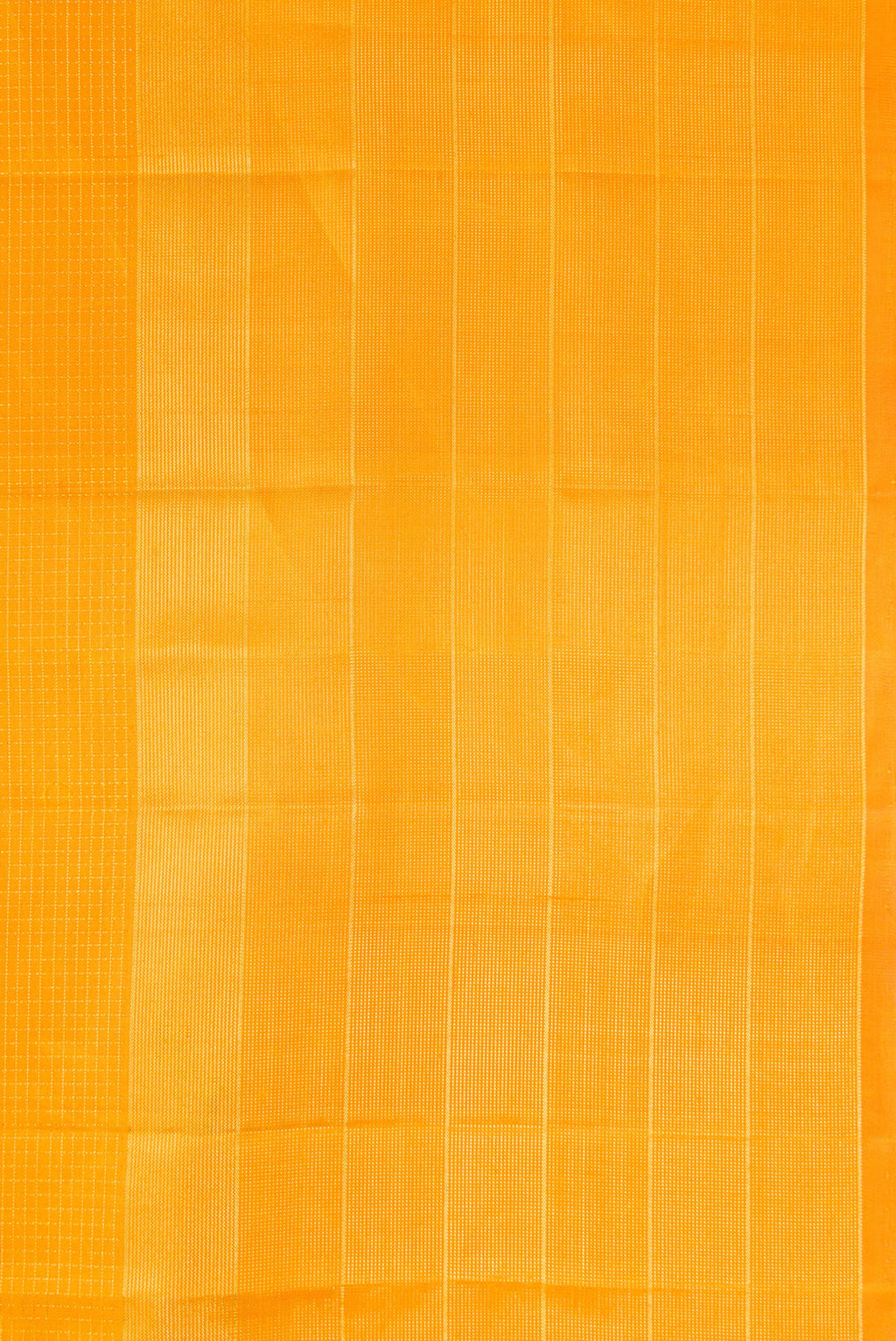 Border image of Yellow Dual Tone Kanchipuram Silk Saree with Checked design on the body and Zari Border. 