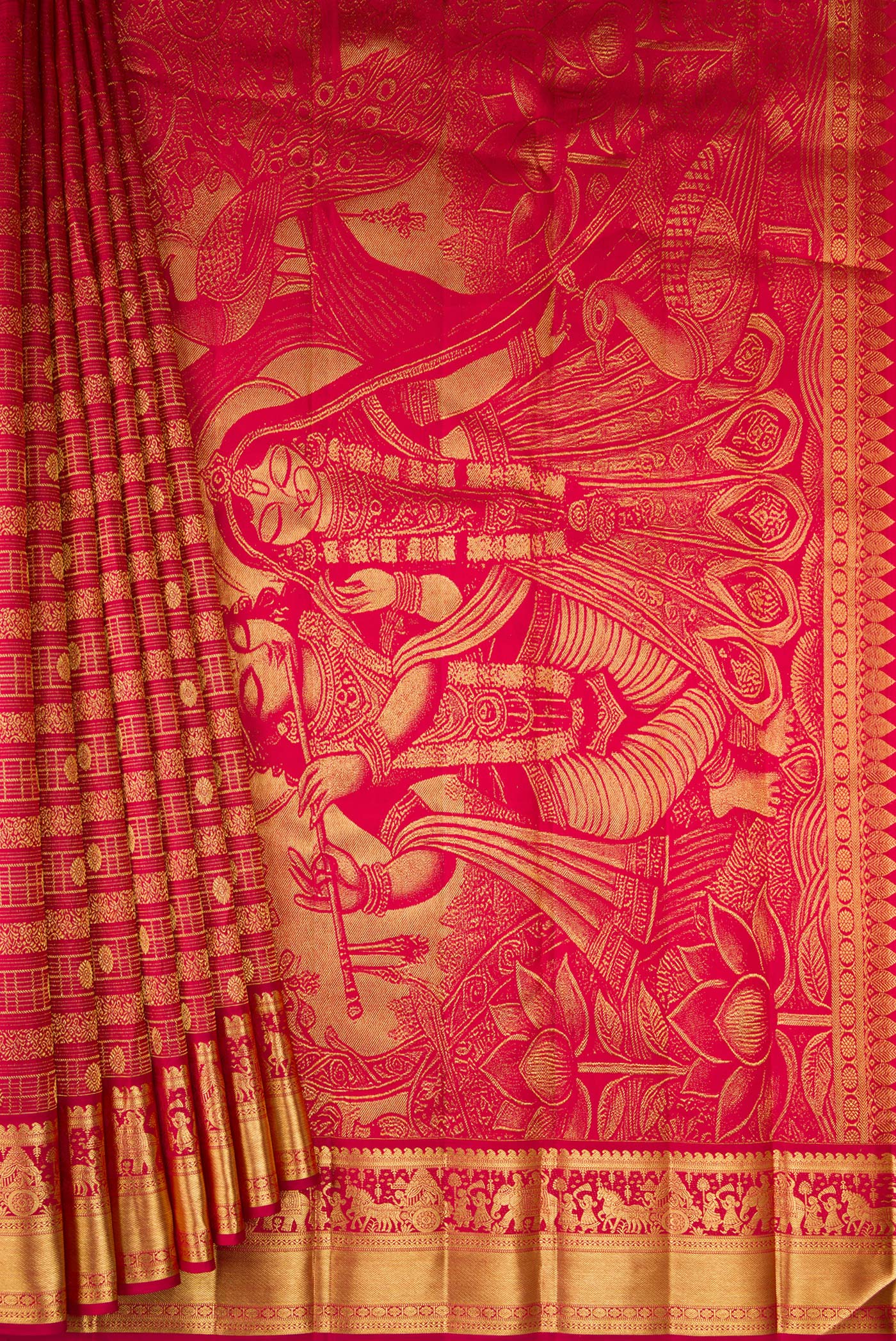 Pleats and pallu of Pure Silk Pure Zari Maroon Dual Tone Kanchipuram Saree with Zari Brocade on the body and Zari Border. 
