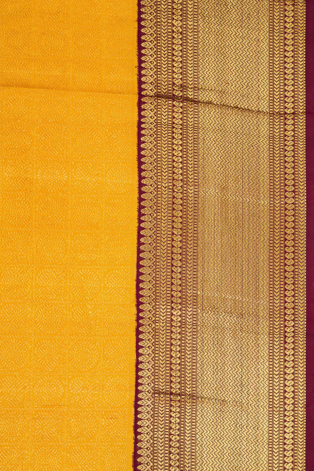 Border image of Yellow Dual Tone Kanchipuram Silk Saree with Zari Brocade on the body and Zari Border. 