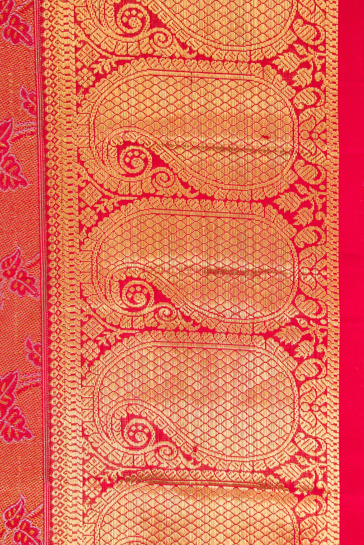 Border image of Red Dual Tone Kanchipuram Silk Saree with Zari Brocade on the body and Zari Border. 