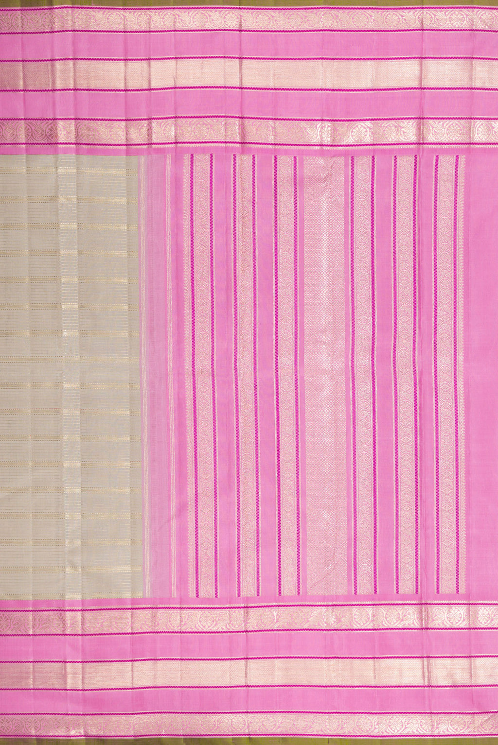 Close up image of the pallu of Grey Dual Tone Kanchipuram Silk Saree with Zari Brocade on the body and Zari Border. 
