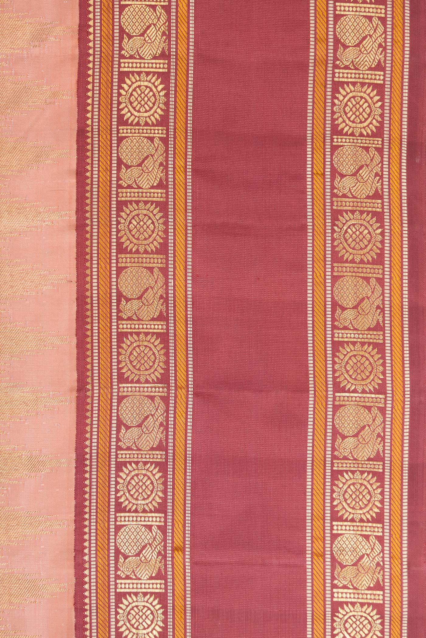 Border image of Pure Silk Pure Zari Sandal Dual Tone Kanchipuram Saree with Zari Brocade on the body and Zari Border. 