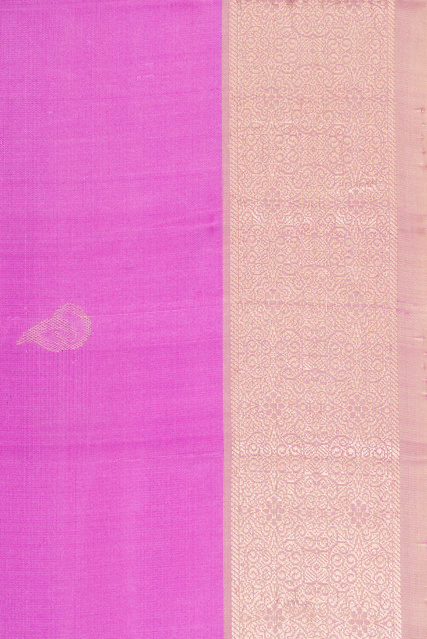 Border image of Lavender Dual Tone Soft Silk Saree with Zari Butta on the body and Zari Border. 