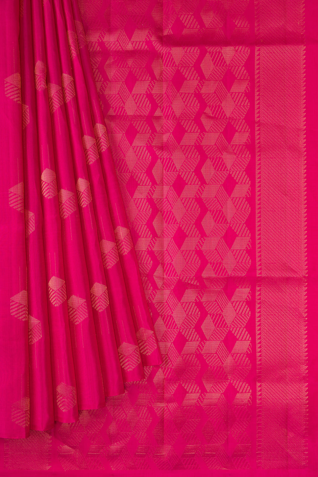 Pleats and pallu of Pure Silk Pure Zari Dark Pink Dual Tone Kanjivaram Saree with Zari Butta on the body and Zari Border. 