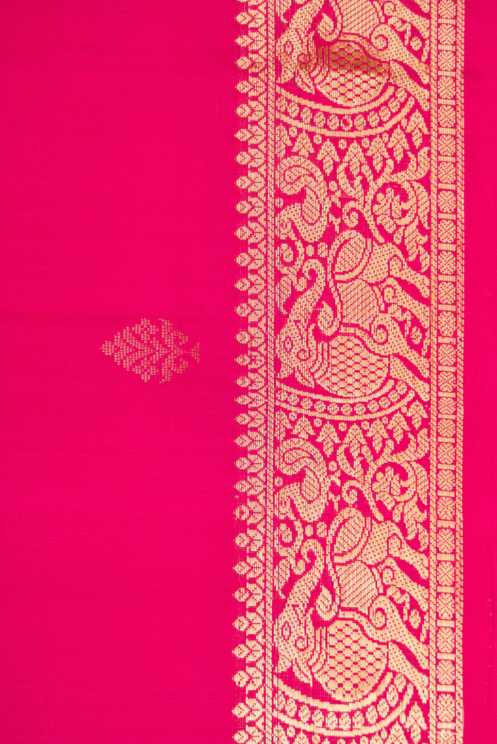 Border image of Dark Pink Dual Tone Soft Silk Saree with Zari Butta on the body and Zari Border. 