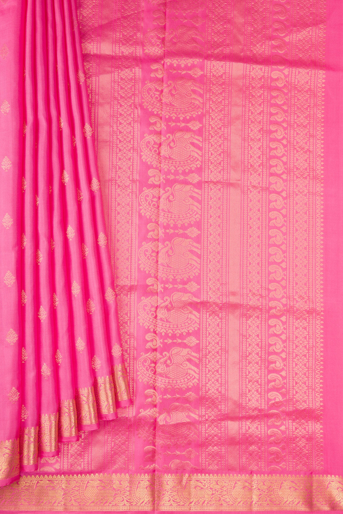 Pleats and pallu of Pink Dual Tone Soft Silk Saree with Zari Butta on the body and Zari Border. 