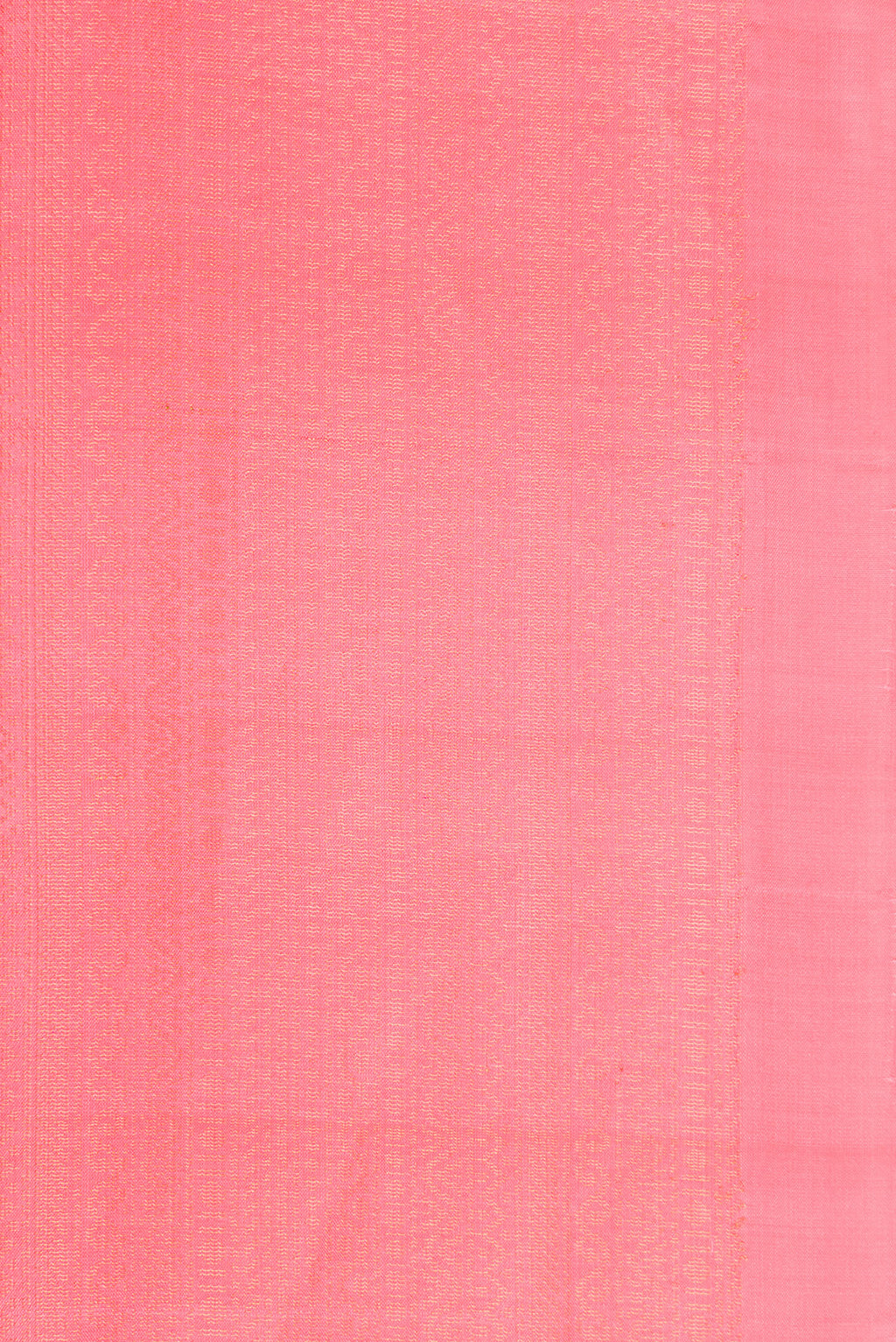Border image of Pink Dual Tone Soft Silk Saree with Zari Brocade on the body and Zari Border. 