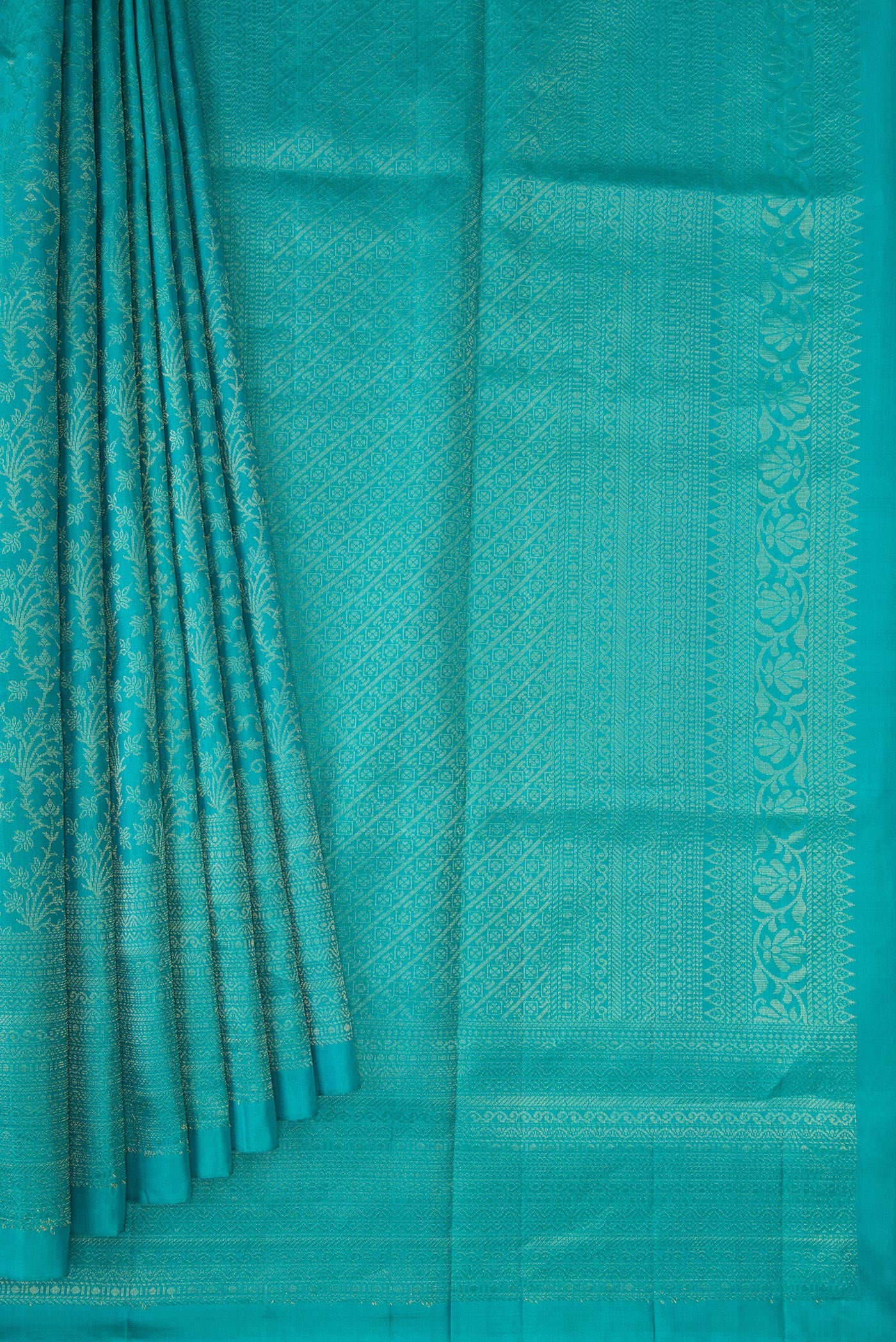Pleats and pallu of Sky Blue Dual Tone Soft Silk Saree with Zari Brocade on the body and Zari Border. 