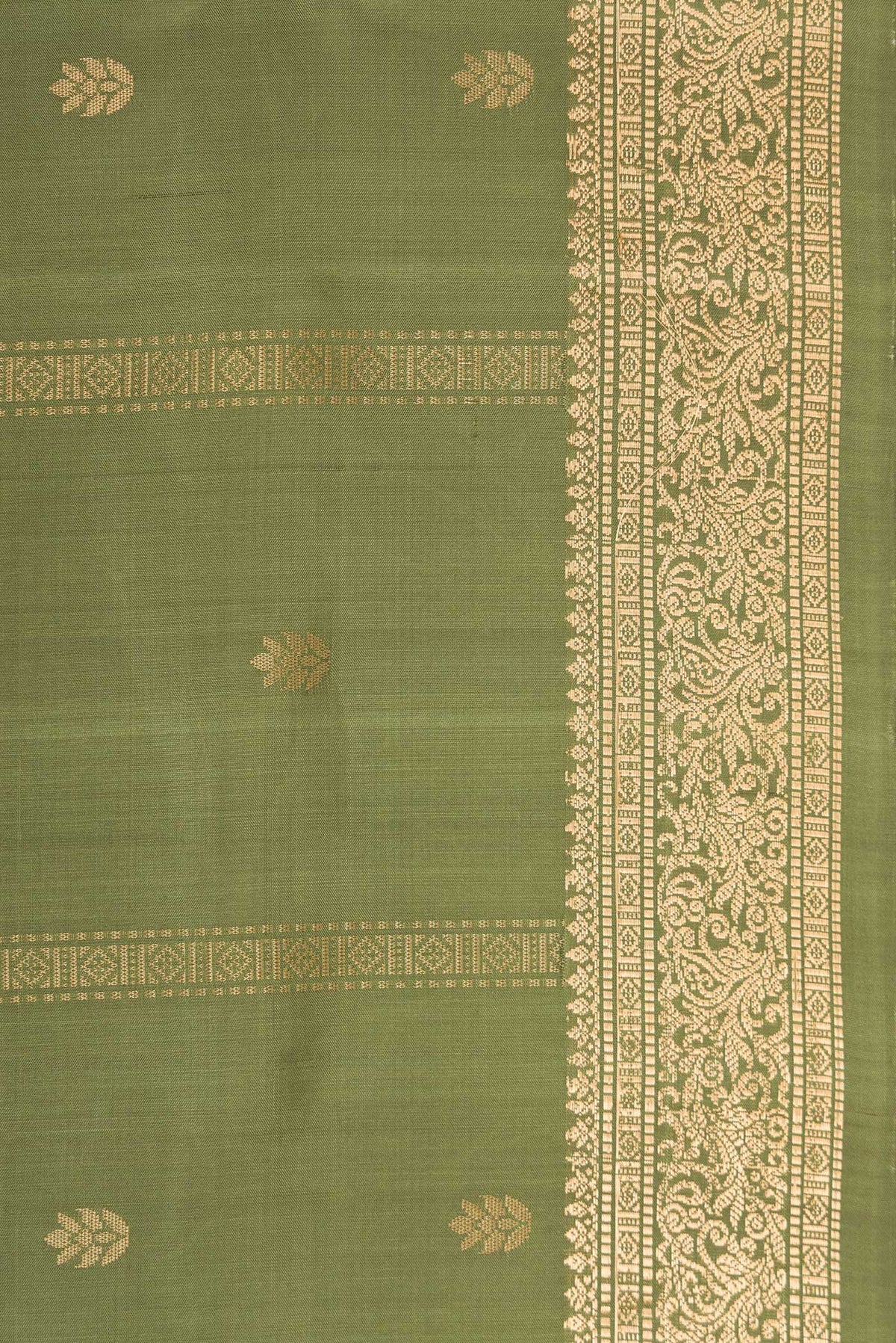 Border image of Mehandi Green Dual Tone Soft Silk Saree with Zari Butta on the body and Zari Border. 