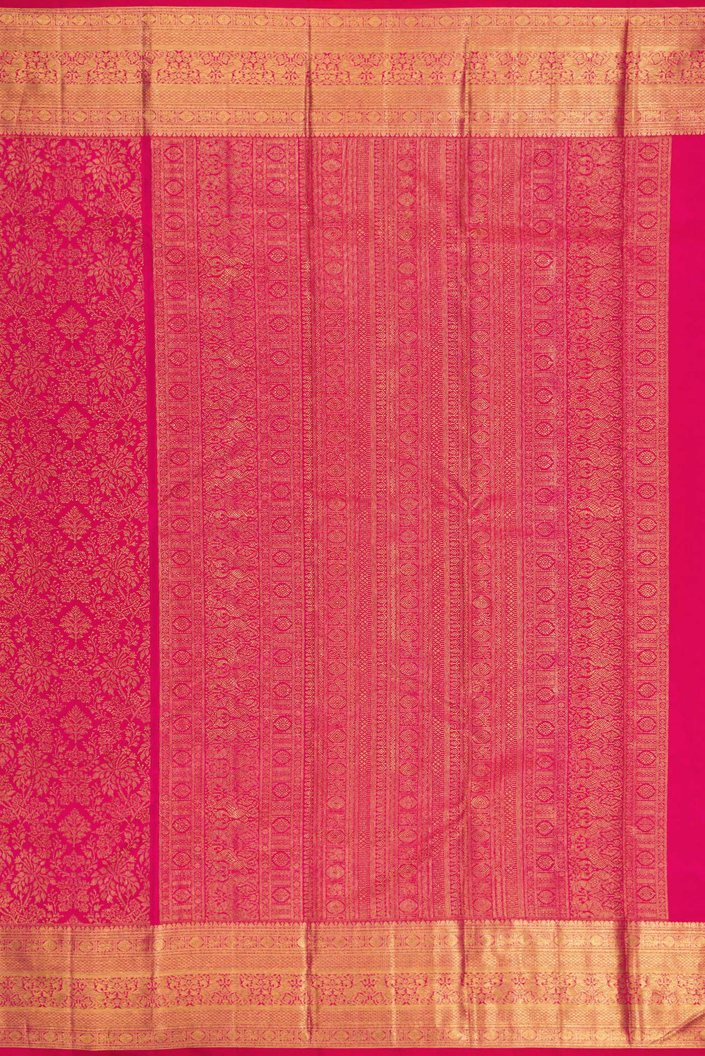 Close up image of the pallu of Dark Pink Dual Tone Kanchipuram Silk Saree with Zari Brocade on the body and Zari Border. 