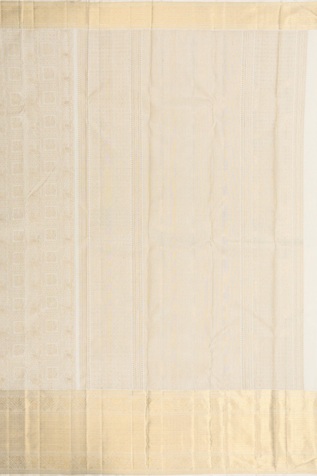 Close up image of the pallu of Off White Dual Tone Kanchipuram Silk Saree with Zari Brocade on the body and Zari Border. 