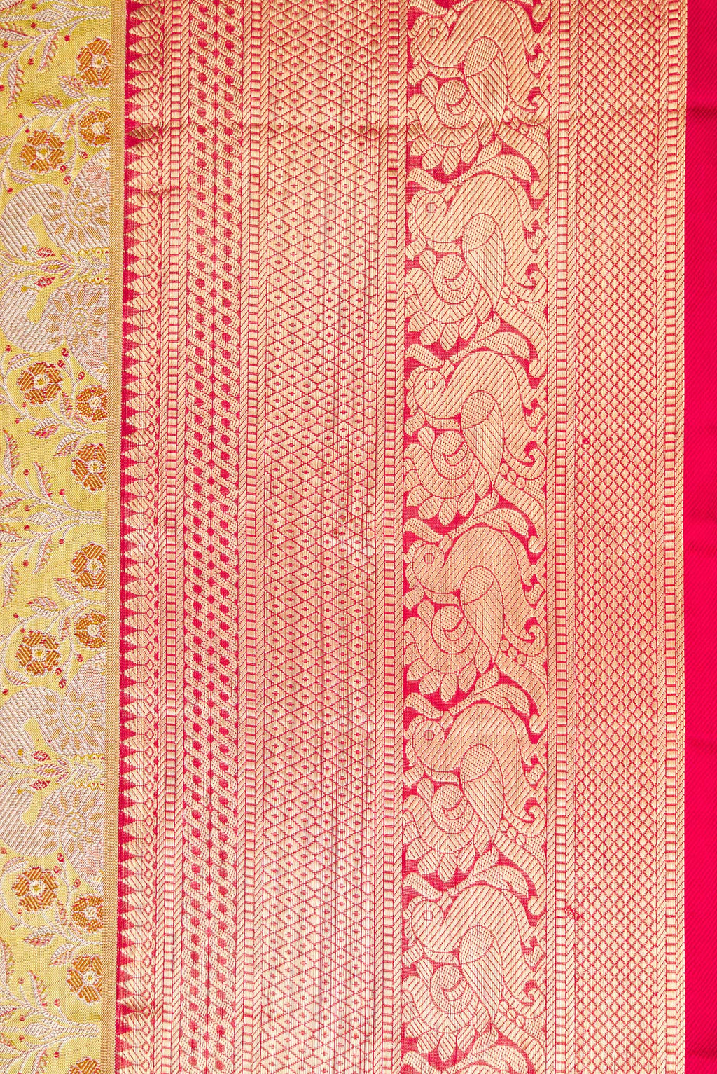 Border image of Light Green Dual Tone Kanchipuram Tissue Silk Saree with Zari Brocade on the body and Zari Border. 