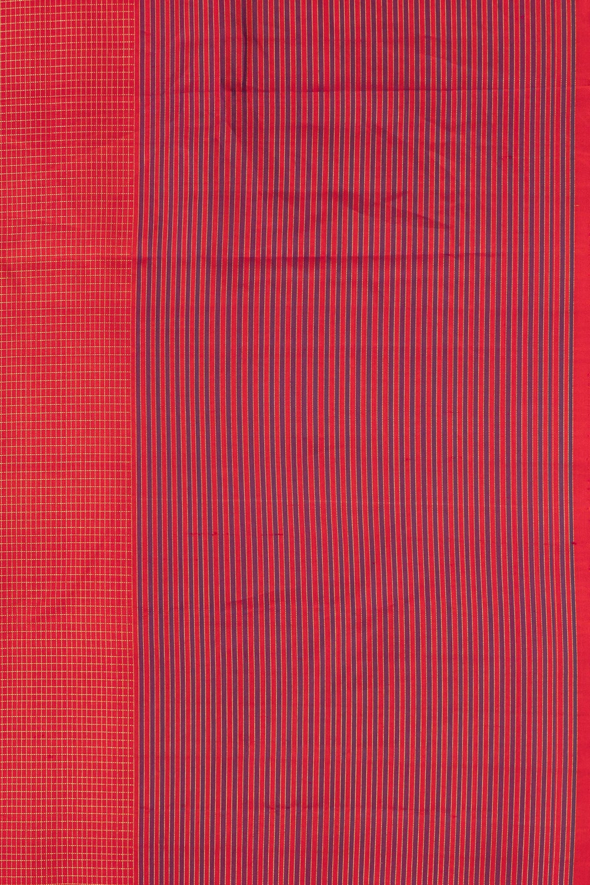Border image of Pure Silk Maroon Dual Tone Kanjivaram Saree with Checked design on the body and Fancy Border. 