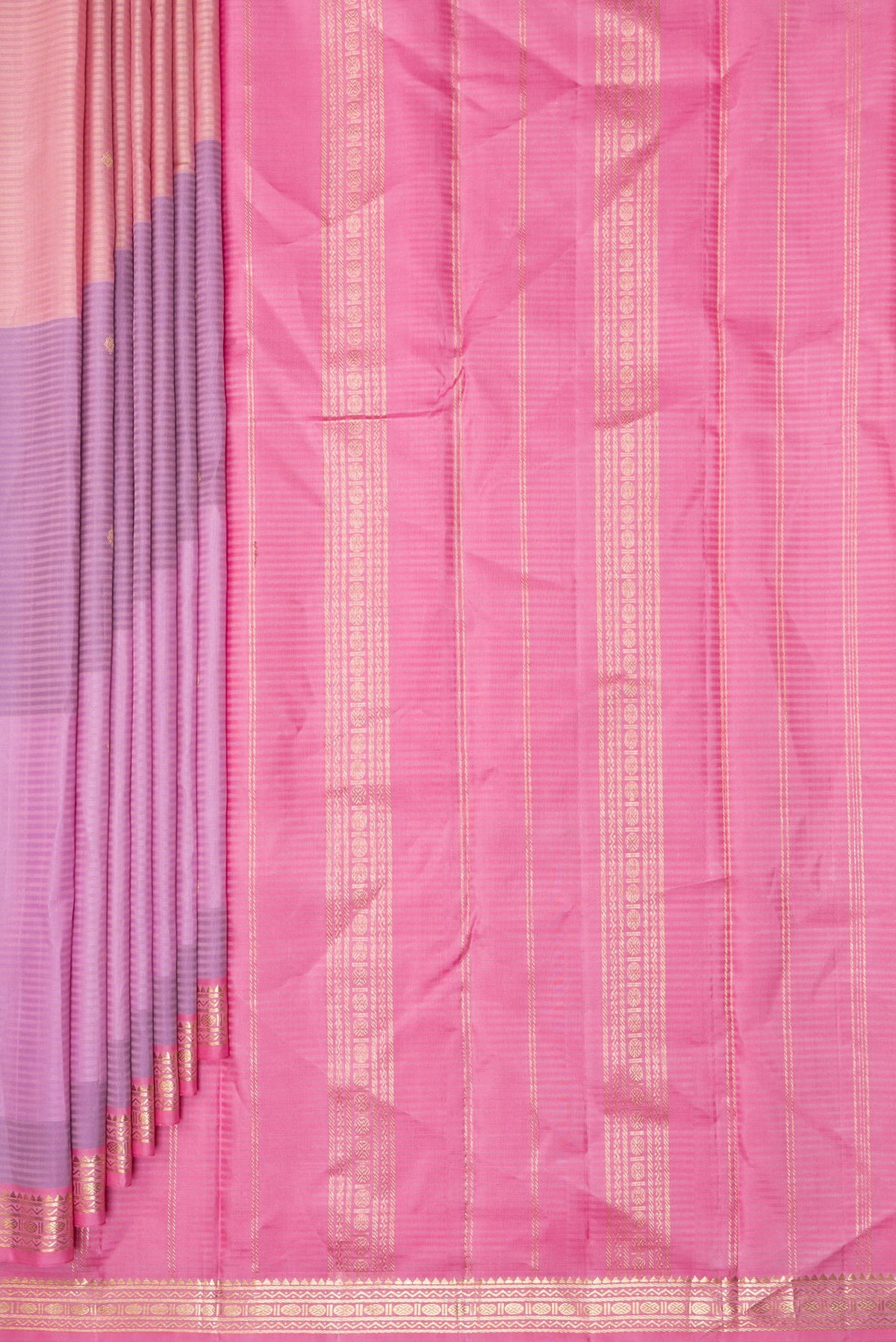 Pleats and pallu of Pure Silk Lavender Dual Tone Kanchipuram Saree with Stripes on the body and Zari Border. 