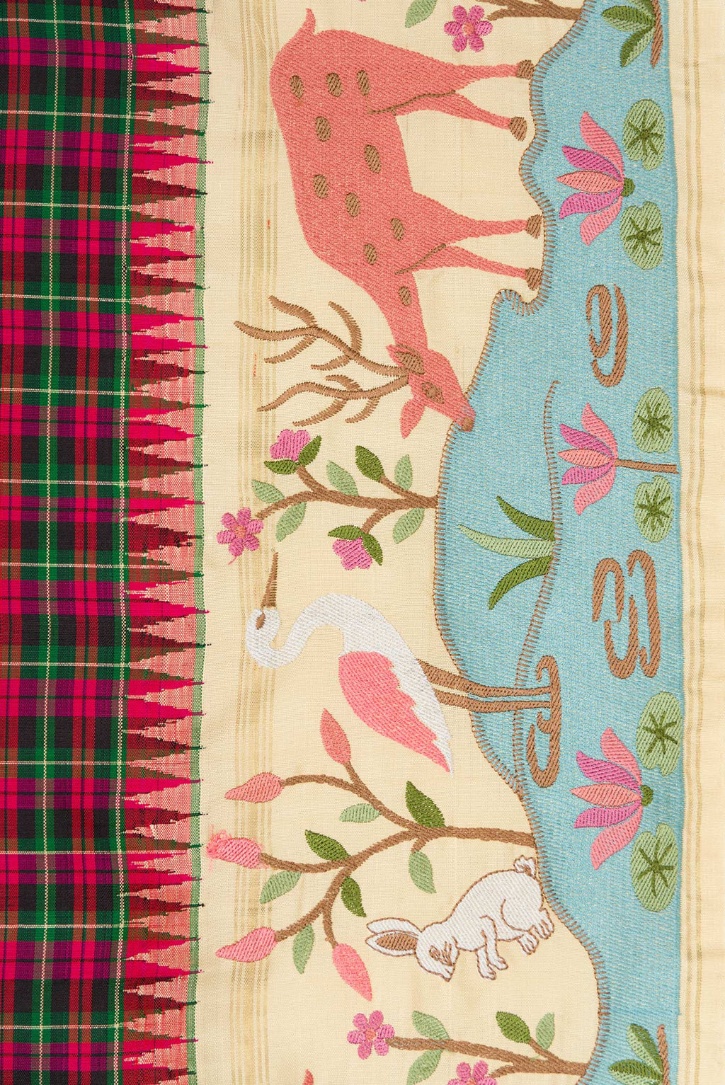 Border image of Pure Silk Pure Zari Green, Pink and Black Color Banarasi Saree with Checked design on the body and Embroidery Border. 