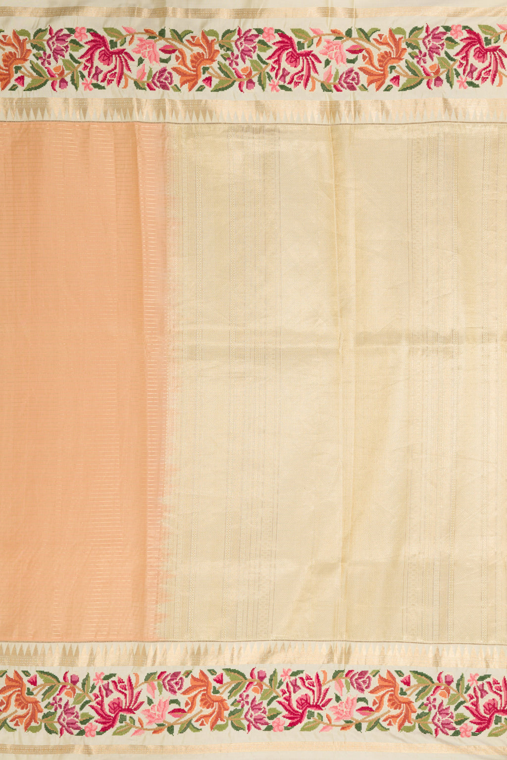 Close up image of the pallu of Green, Maroon & Burgundy Dual Tone Banarasi Silk Saree with Stripes on the body and Embroidery Border. 