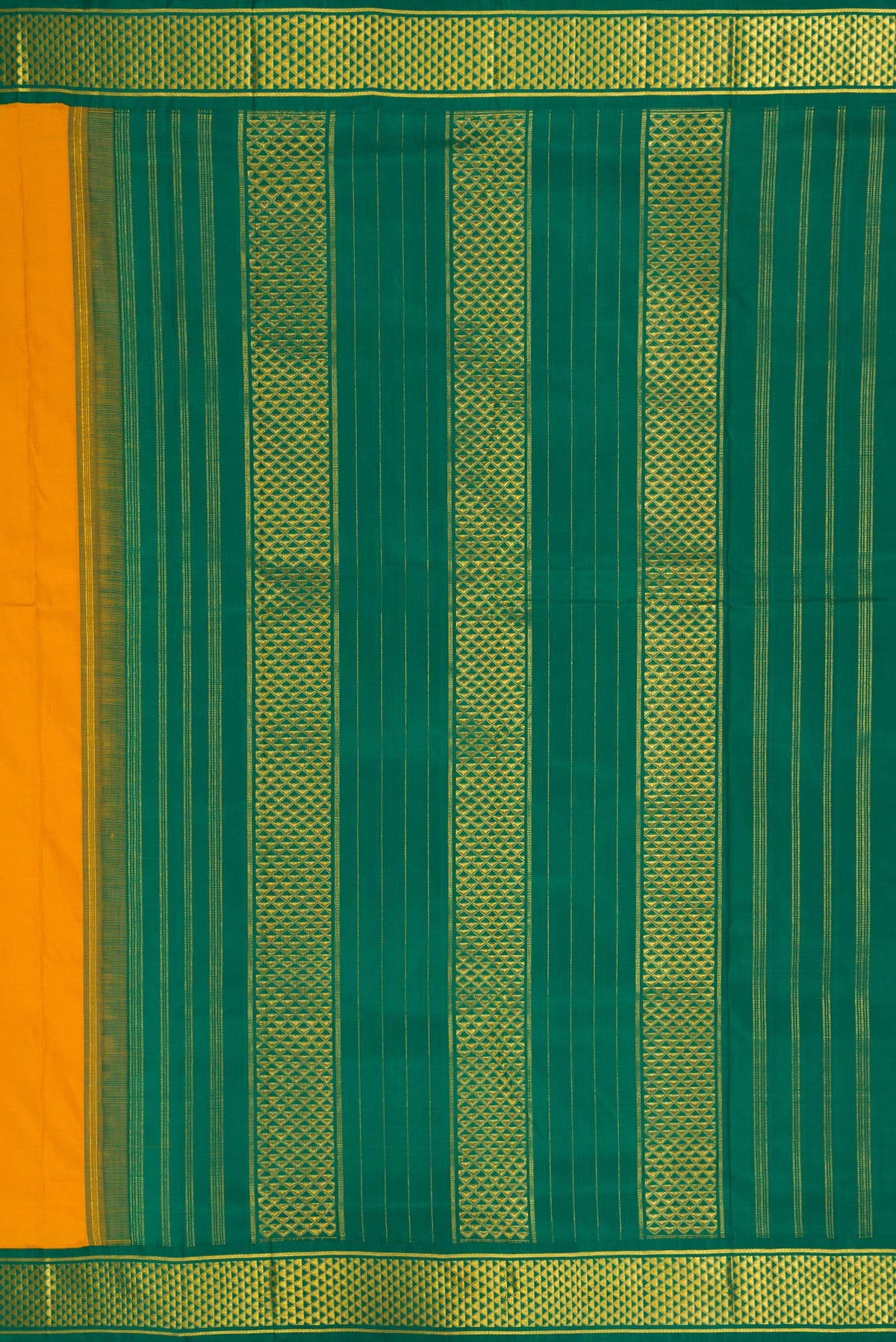 Close up image of the pallu of Pure Silk Pure Zari Mustard Dual Tone Kanchipuram Nine Yards Saree with Plain Body and Zari Border. 
