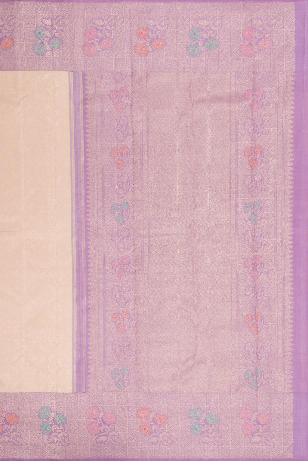 Close up image of the pallu of Golden Peach Dual Tone Kanchipuram Silk Saree with Zari Brocade on the body and Fancy Border. 