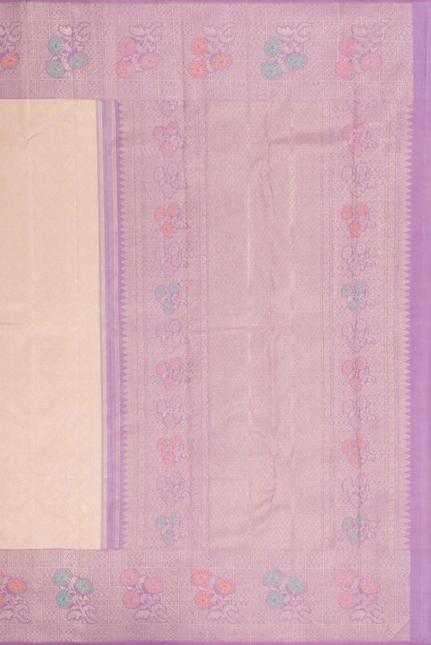Close up image of the pallu of Golden Peach Dual Tone Kanchipuram Silk Saree with Zari Brocade on the body and Fancy Border. 