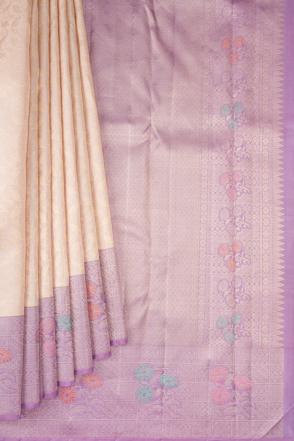 Pleats and pallu of Golden Peach Dual Tone Kanchipuram Silk Saree with Zari Brocade on the body and Fancy Border. 
