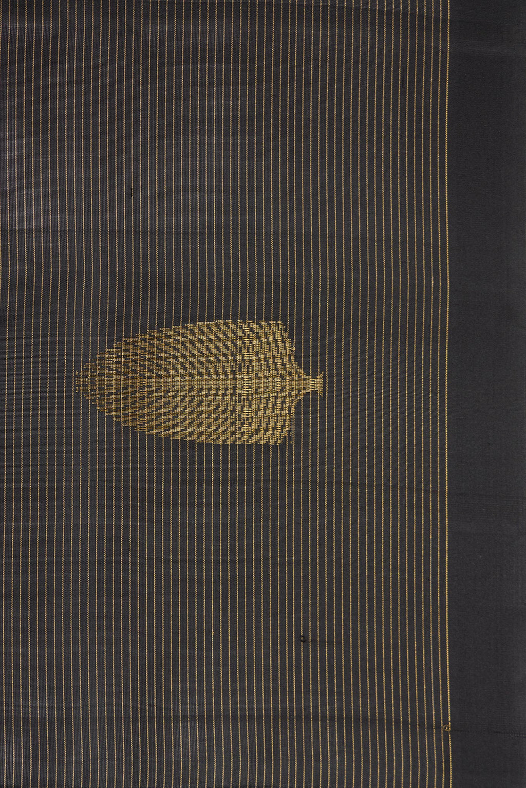 Border image of Black Dual Tone Soft Silk Saree with Stripes on the body and Plain Border. 