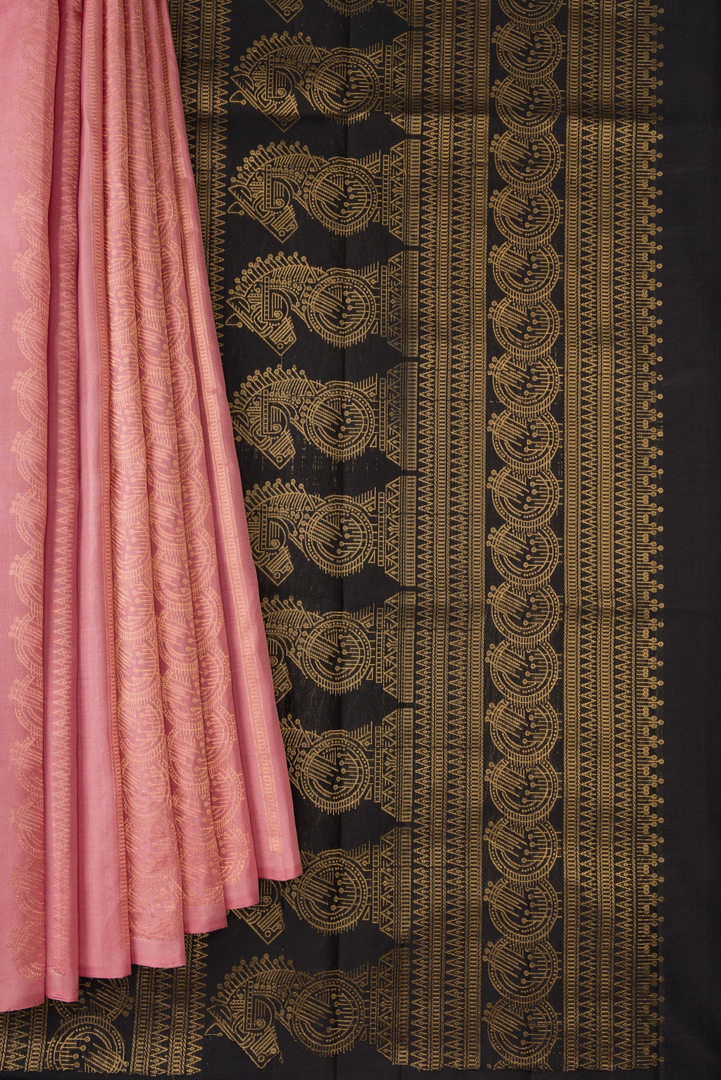 Pleats and pallu of Rose Gold Dual Tone Soft Silk Saree with Stripes on the body and Without Border. 