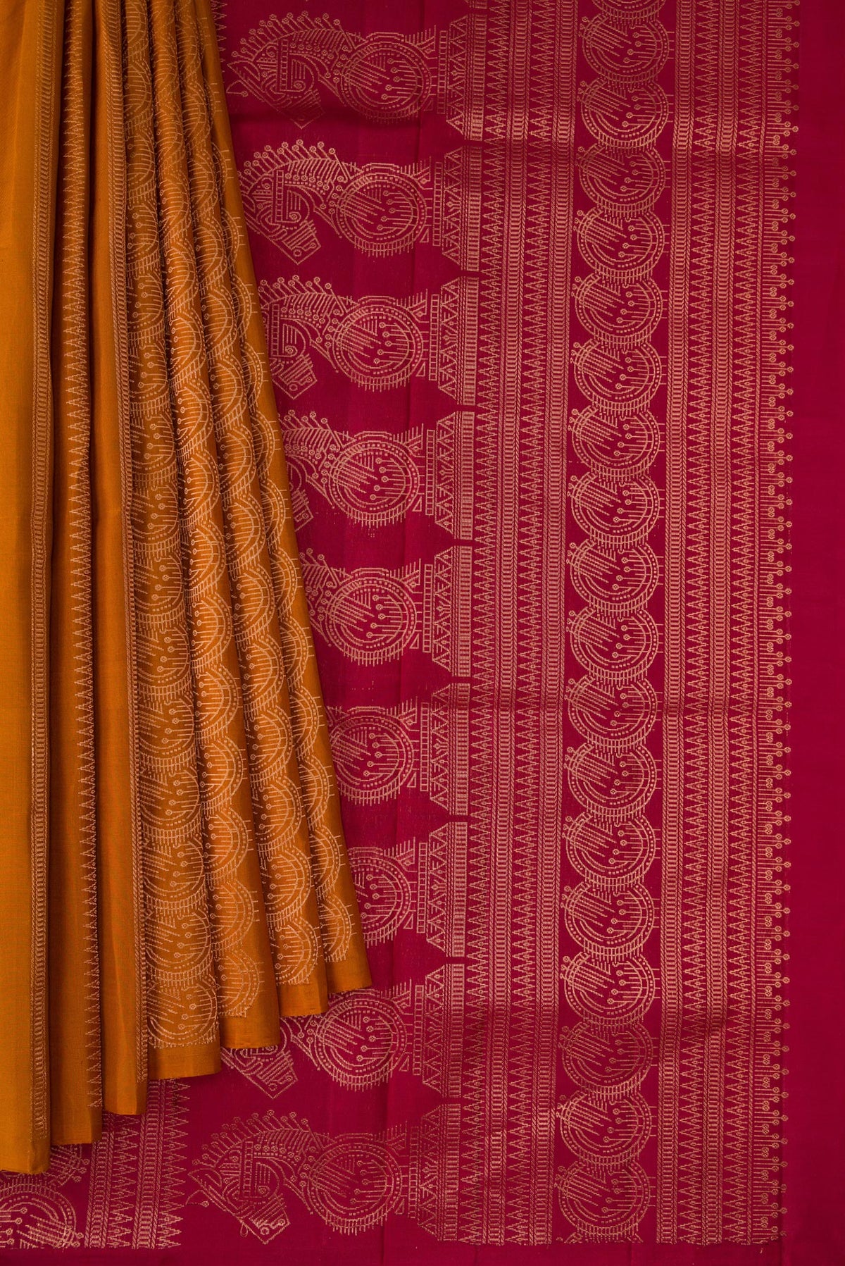 Pleats and pallu of Mustard Dual Tone Soft Silk Saree with Stripes on the body and Without Border. 