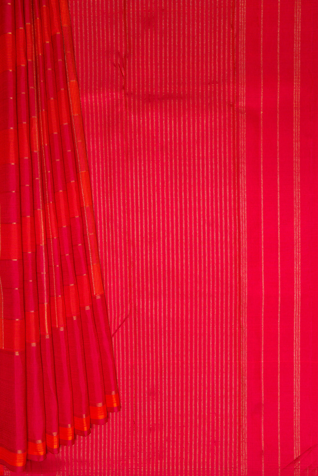 Pleats and pallu of Pure Silk Pure Zari Orange and Dark Pink Color Kanchipuram Saree with Checked design on the body and Plain Border. 
