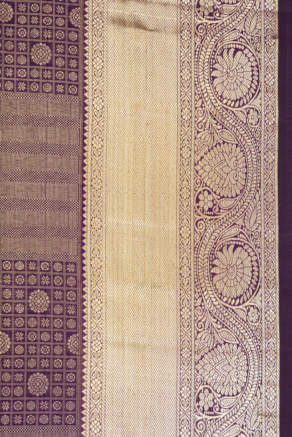 Border image of Violet Dual Tone Kanchipuram Silk Saree with Zari Brocade on the body and Zari Border. 