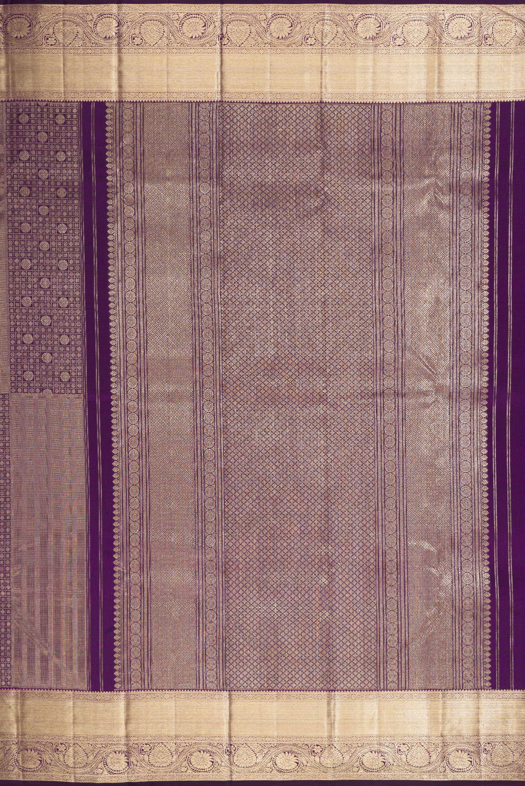 Close up image of the pallu of Violet Dual Tone Kanchipuram Silk Saree with Zari Brocade on the body and Zari Border. 