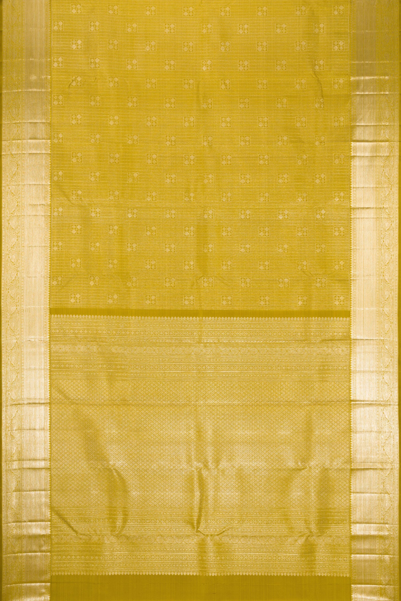 Flat view of Mehandi Green Dual Tone Kanchipuram Silk Saree with Zari Brocade on the body and Zari Border. 