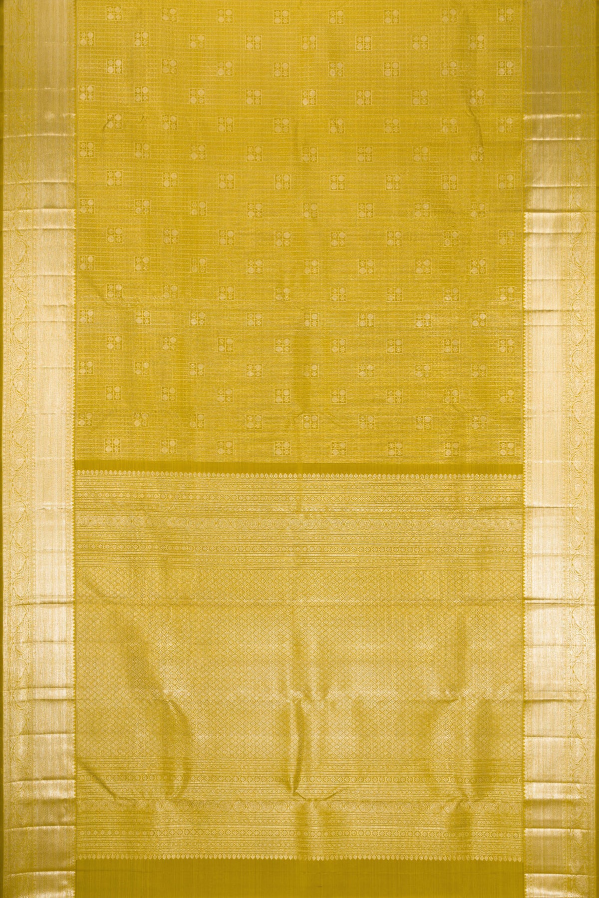 Flat view of Mehandi Green Dual Tone Kanchipuram Silk Saree with Zari Brocade on the body and Zari Border. 