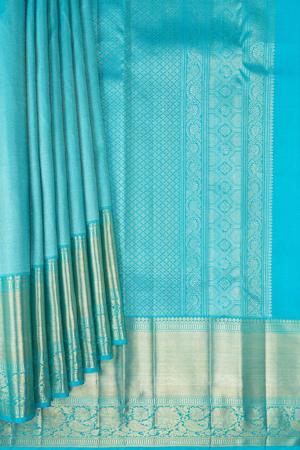 Pleats and pallu of Sky Blue Kanchipuram Silk Saree with Zari Brocade on the body and Zari Border. 