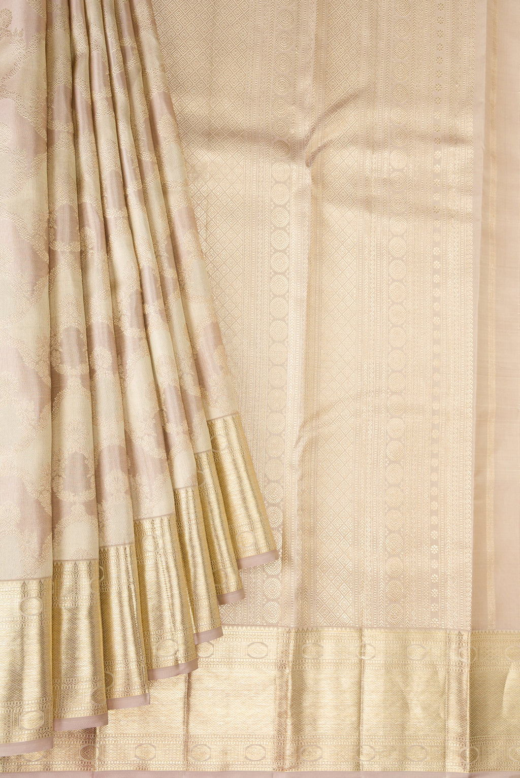 Pleats and pallu of Rose Gold Dual Tone Kanjivaram Silk Saree with Zari Brocade on the body and Zari Border. 