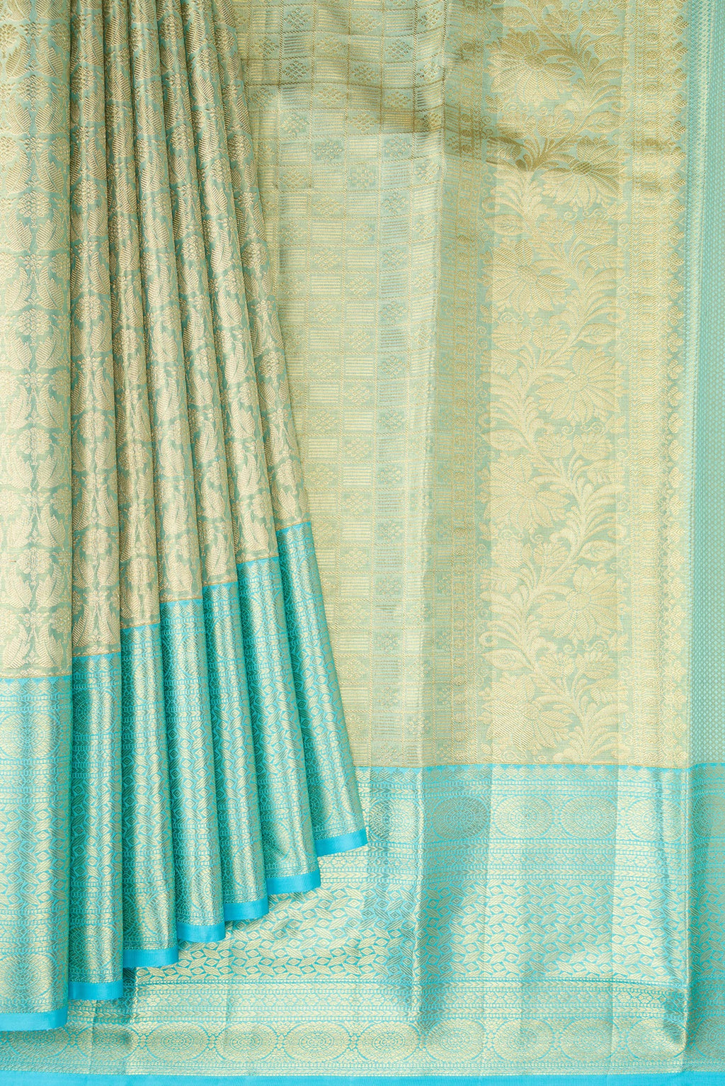 Pleats and pallu of Sky Blue Dual Tone Kanchipuram Tissue Silk Saree with Zari Brocade on the body and Zari Border. 