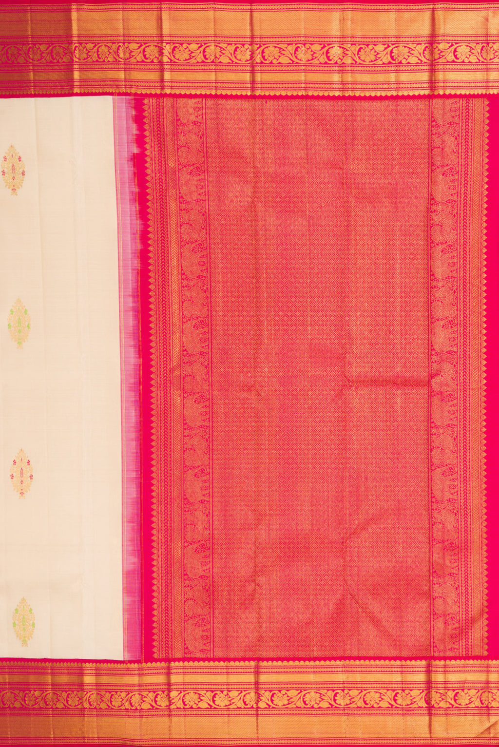 Close up image of the pallu of Off White Kanchipuram Silk Saree with Zari And Thread Butta on the body and Zari Border. 