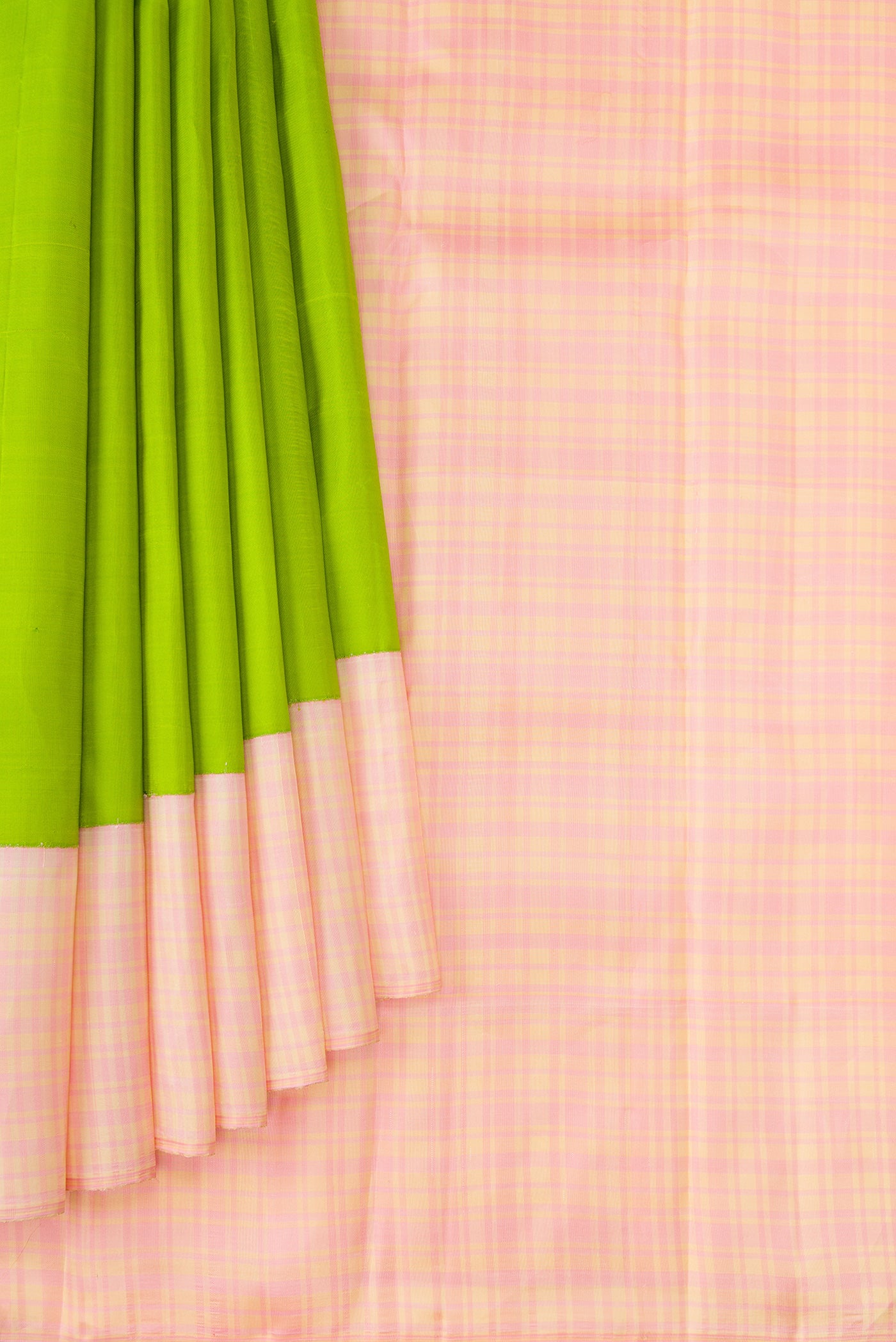 Pleats and pallu of Parrot Green Kanjivaram Silk Saree with Plain Body and Thread Border. 