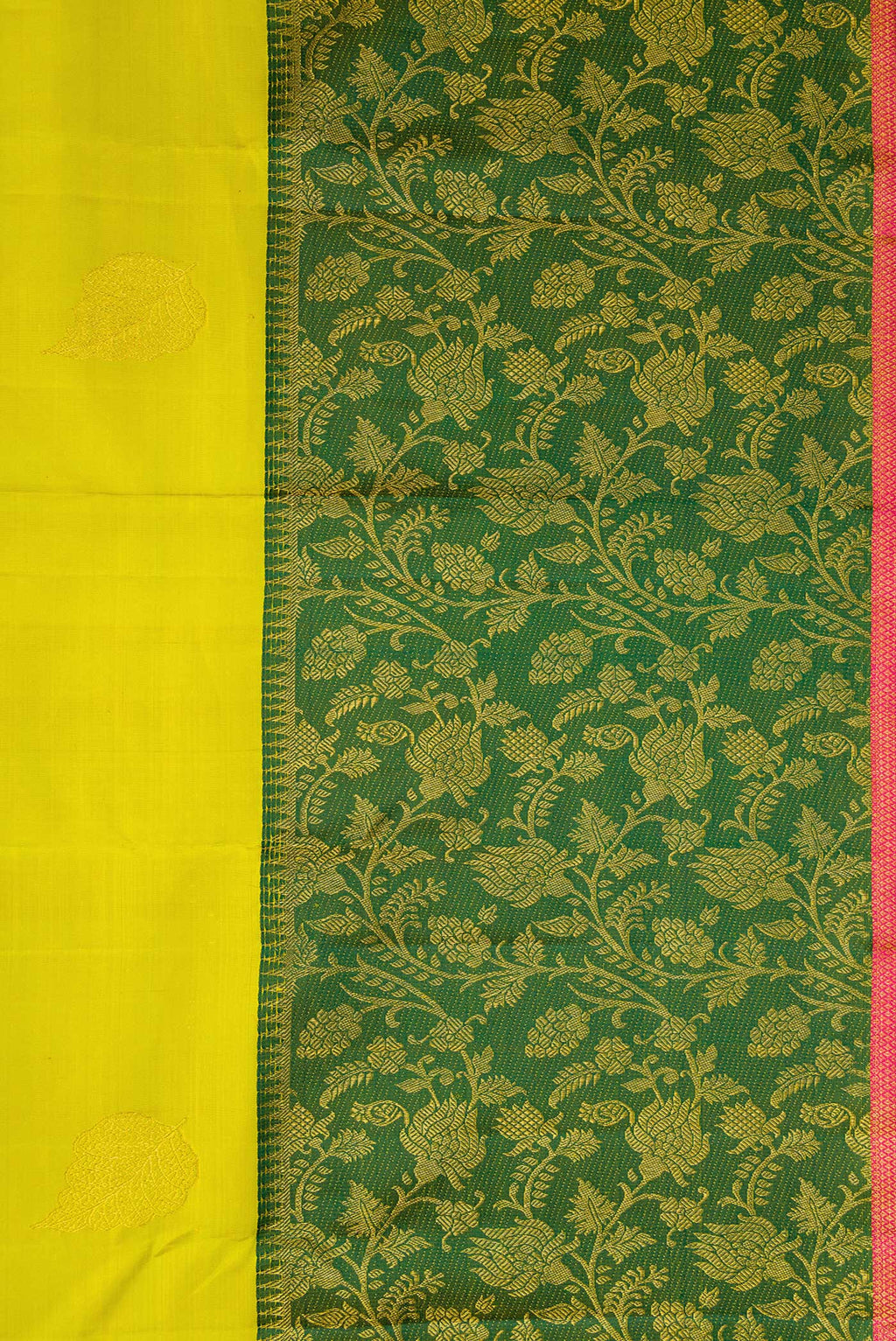 Border image of Parrot Green Dual Tone Kanchipuram Silk Saree with Zari Butta on the body and Fancy Border. 