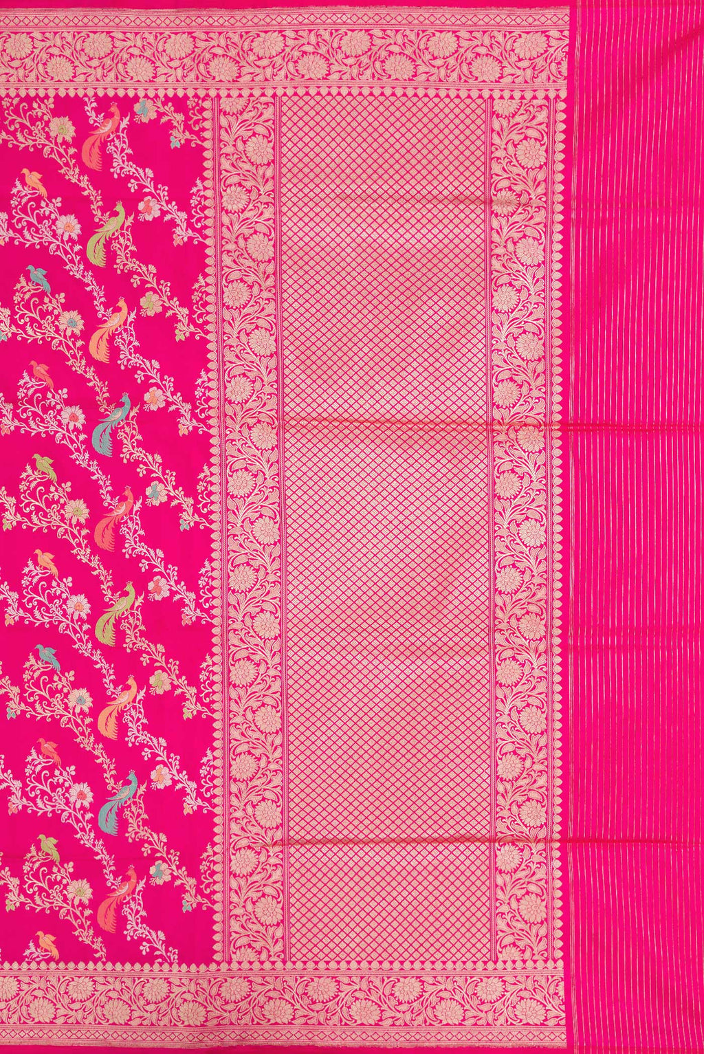 Close up image of the pallu of Dark Pink Dual Tone Banarasi Silk Saree with Zari Brocade on the body and Zari Border. 