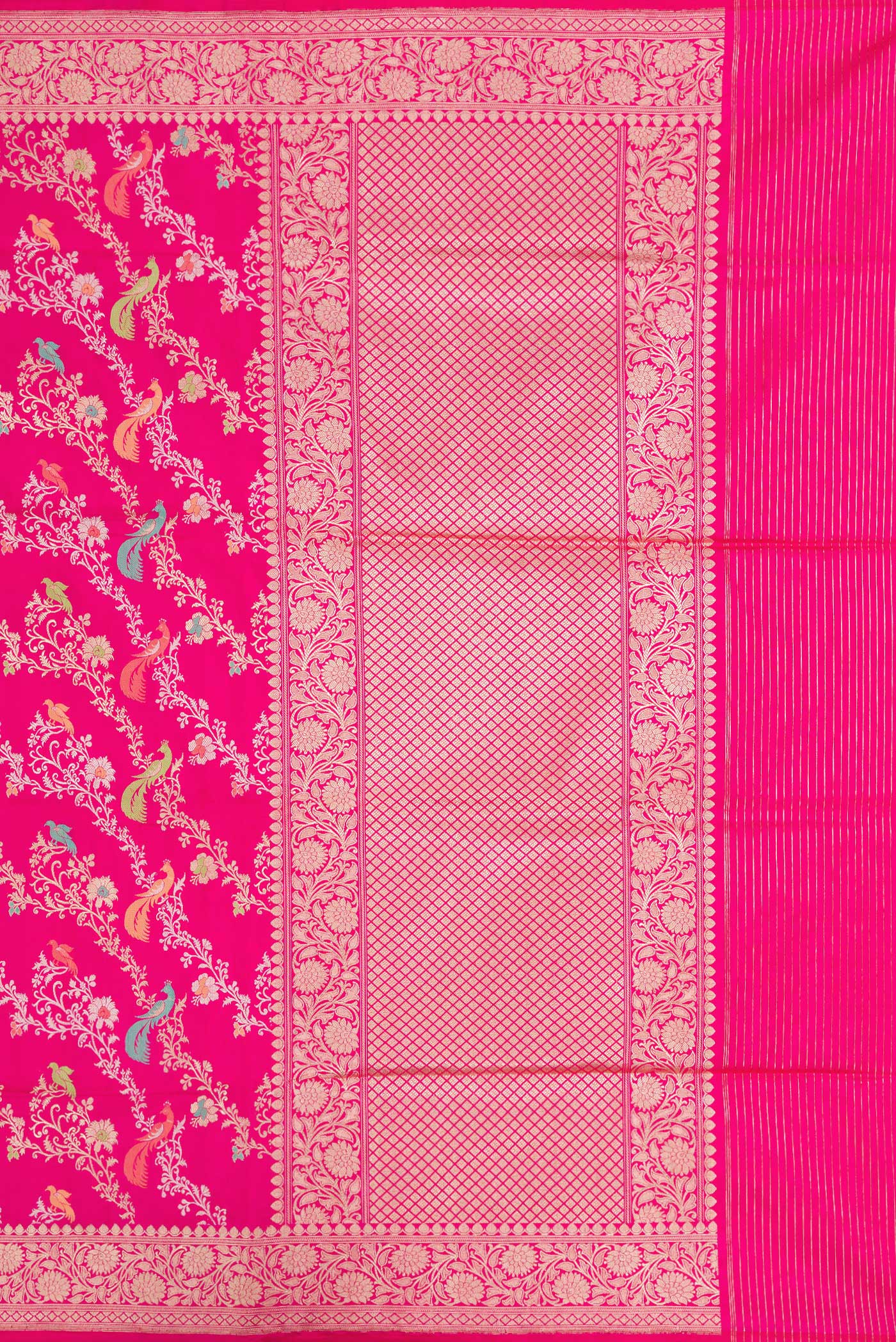 Close up image of the pallu of Dark Pink Dual Tone Banarasi Silk Saree with Zari Brocade on the body and Zari Border. 