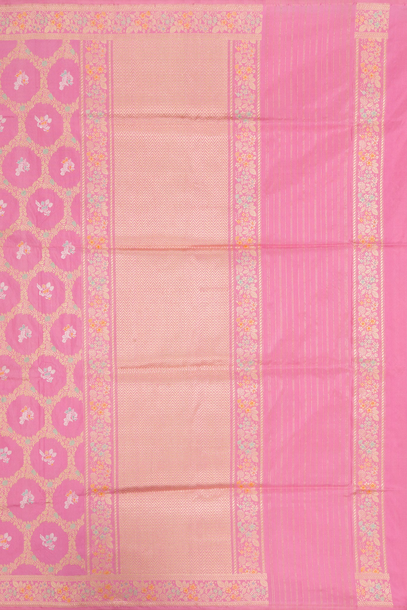 Close up image of the pallu of Pink Dual Tone Banarasi Silk Saree with Zari Butta on the body and Zari Border. 