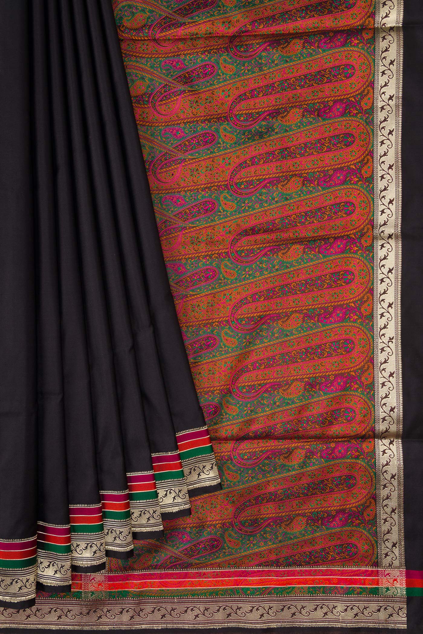 Pleats and pallu of Black Banarasi Silk Saree with Plain Body and Zari Border. 