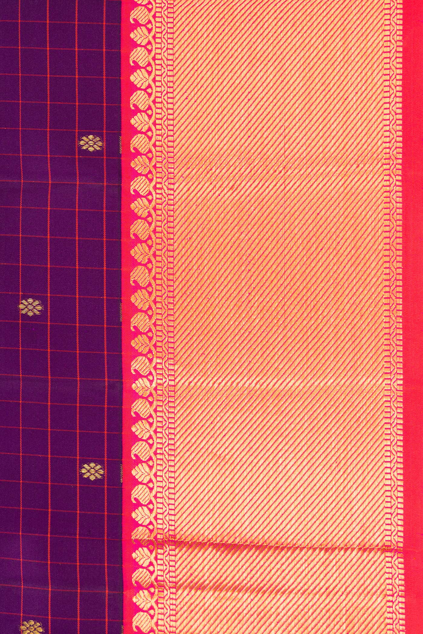 Border image of Purple Dual Tone Kanjivaram Silk Saree with Checked design on the body and Zari Border. 