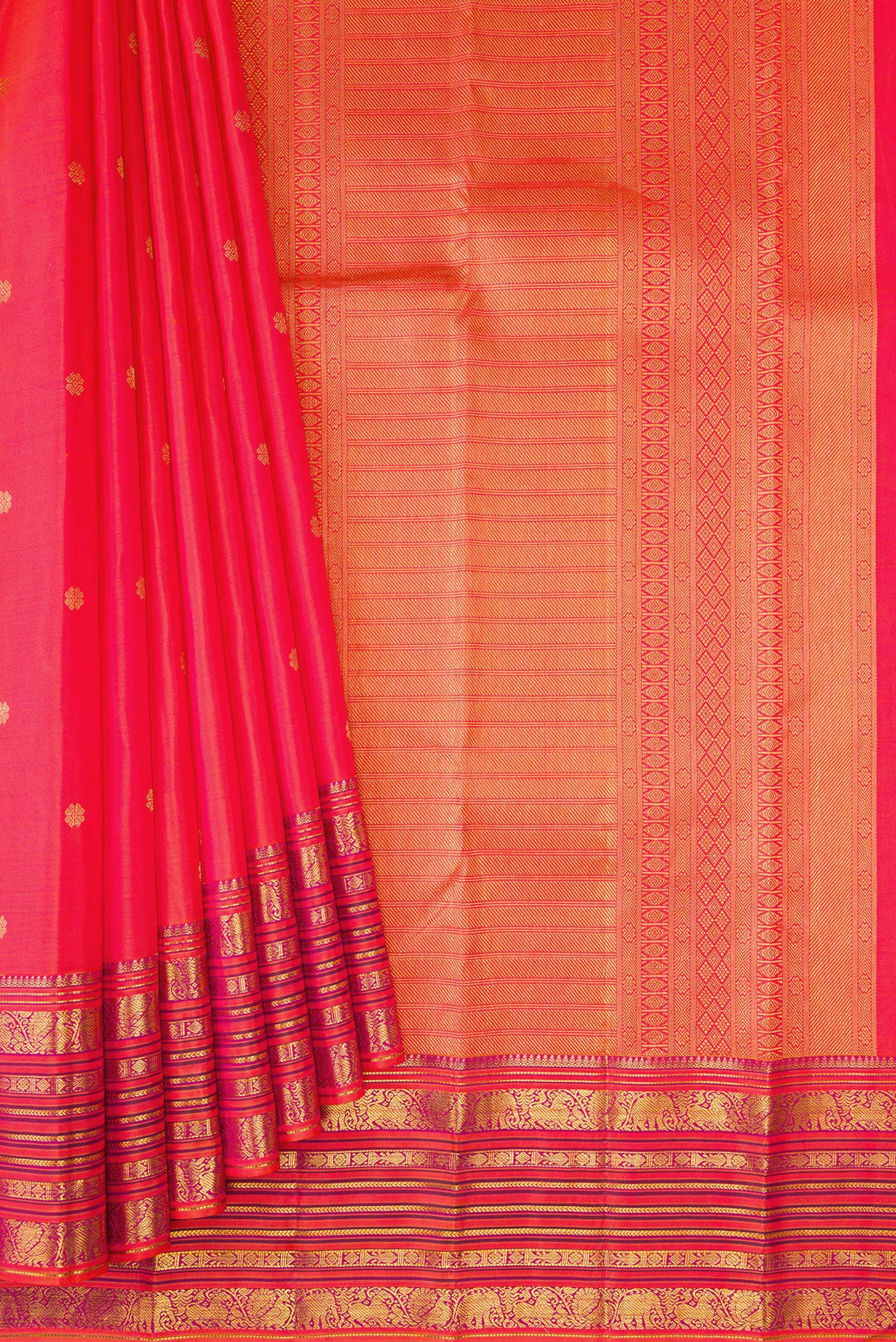 Pleats and pallu of Coral Dual Tone Kanchipuram Silk Saree with Zari Butta on the body and Fancy Border. 