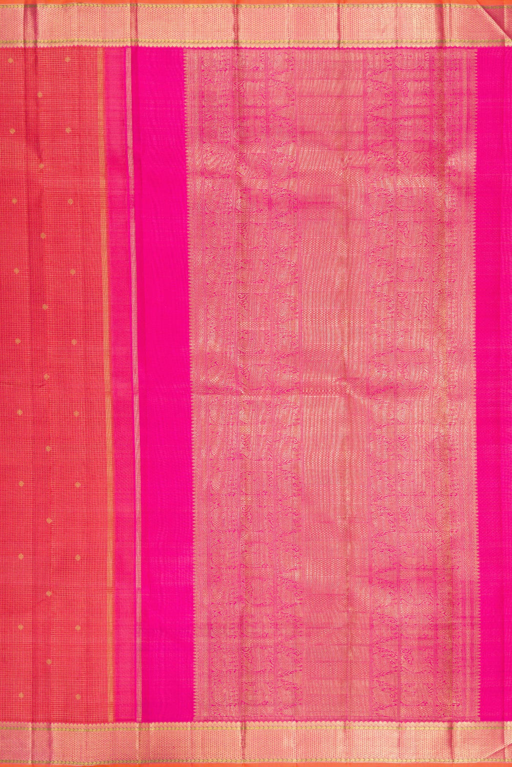 Close up image of the pallu of Pure Silk Pure Zari Coral Dual Tone Kanjivaram Saree with Checked design on the body and Zari Border. 