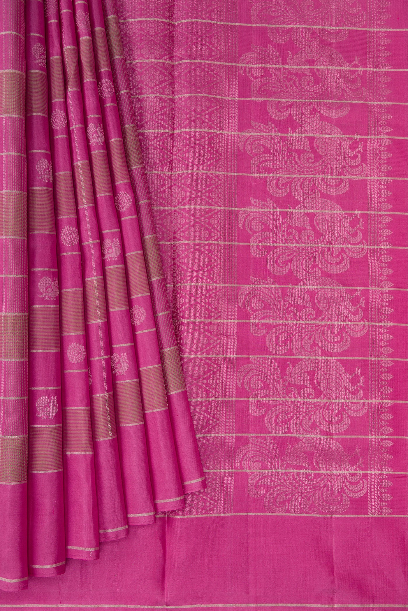 Pleats and pallu of Pink Soft Silk Saree with Checked design on the body and Plain Border. 