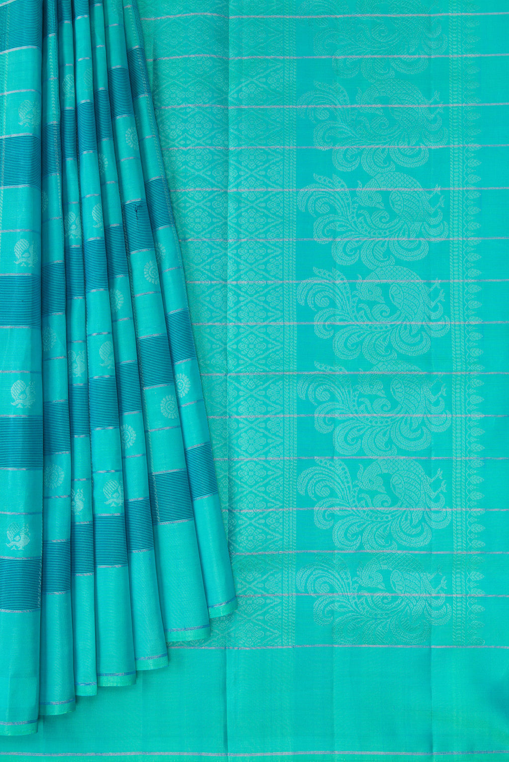Pleats and pallu of Sea Green Soft Silk Saree with Checked design on the body and Plain Border. 