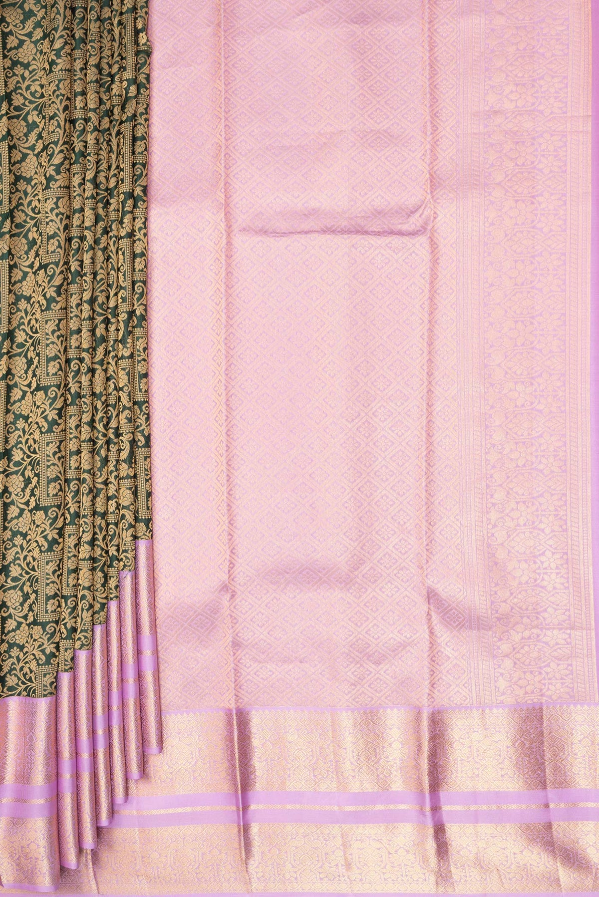 Pleats and pallu of Pure Silk Bottle Green Kanjivaram Saree with Zari Brocade on the body and Zari Border. 