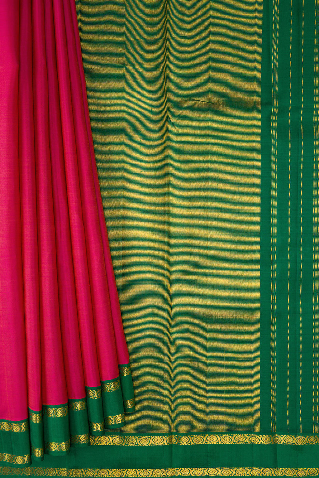 Pleats and pallu of Pink Kanjivaram Silk Saree with Plain Body and Zari Border. 